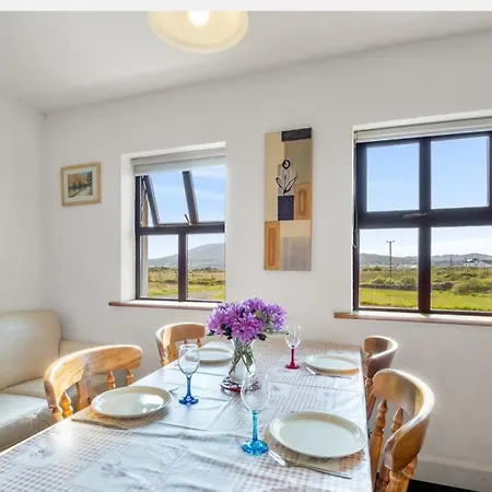 Holiday home Inishnee Haven