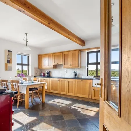 Holiday home Inishnee Haven *