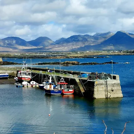 Holiday home Inishnee Haven Galway